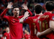 爱游戏入口-英格兰羽毛球队碾压法国羽毛球队，马琳三分雨点燃全场