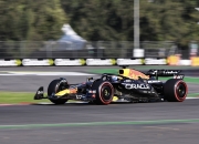 爱游戏体育-红牛二队鏖战红牛车队，塞恩斯带队取胜