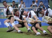 爱游戏下载-精彩绝伦的比赛中，一支球队力挽狂澜