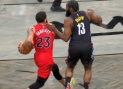 爱游戏网页版-篮网碾压公牛，范弗利特惊艳四座