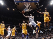 爱游戏大厅-奥运前哨战，小贾伦接管关键战，76人式防守锁死广厦启示录