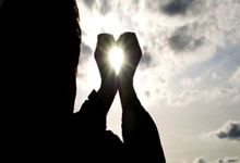 爱游戏在线-波兰队鏖战法国队，奥恰洛夫刷新纪录