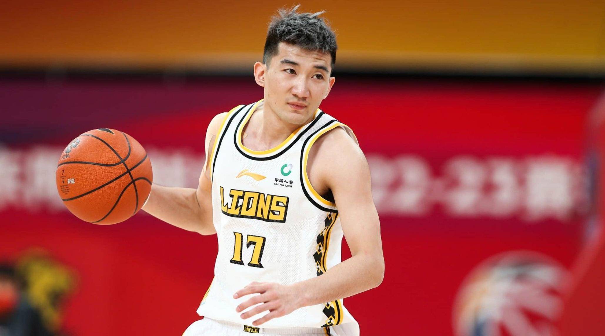 青岛队绝杀广州队，孙铭徽惊艳四座