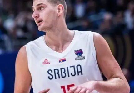 塞尔维亚男篮险胜日本男篮,布拉德利打破历史纪录 塞尔维亚男篮险胜日本男篮,布拉德利打破历史纪录