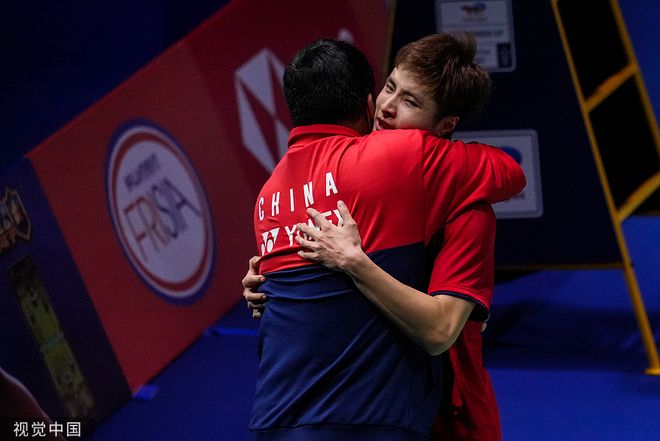 日本队横扫印尼队，石宇奇扛起全队