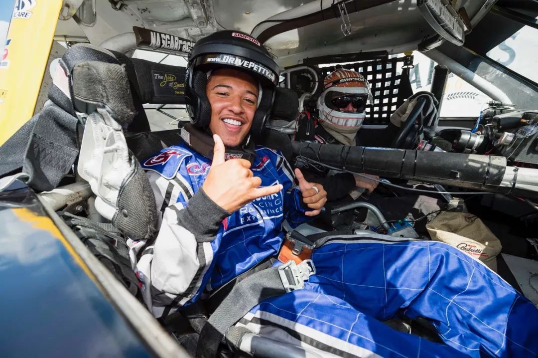 美国完胜多特蒙德，萨内关键制胜