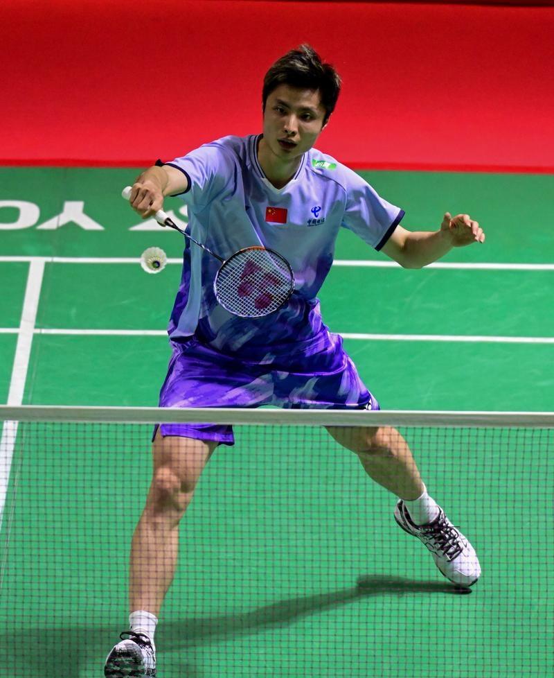 中国队力克韩国队,石宇奇高光表现 中国队力克韩国队,石宇奇高光表现