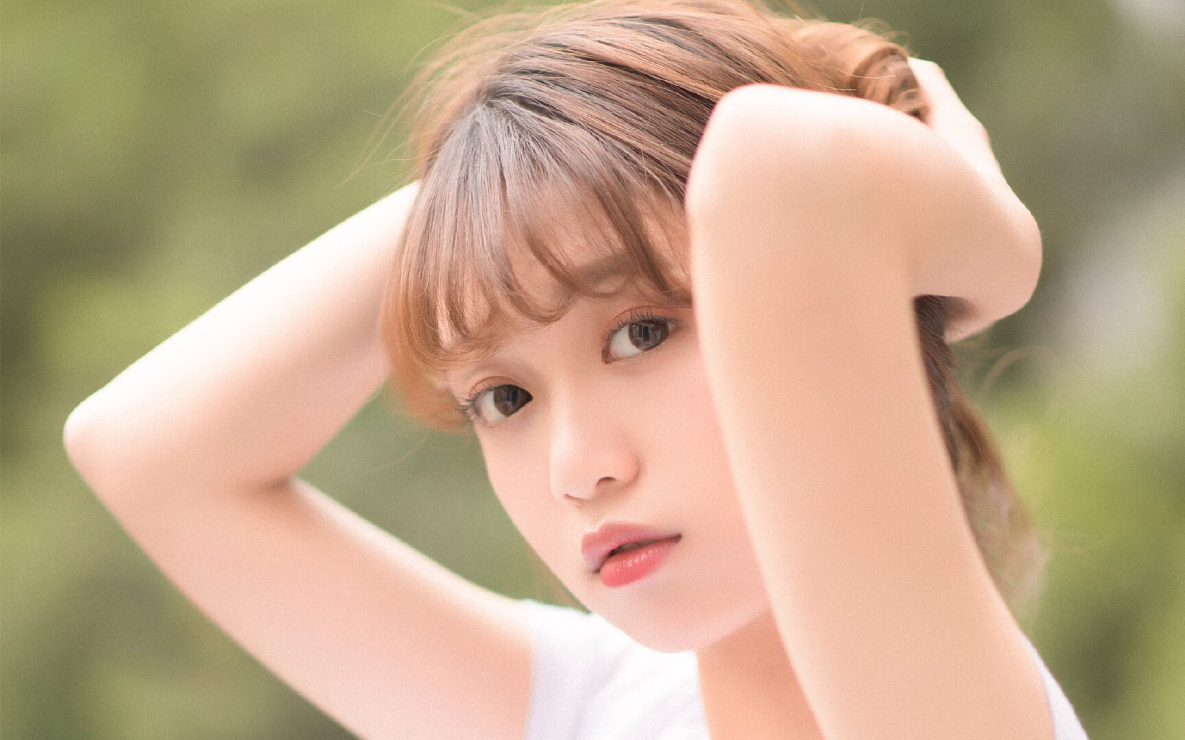 跨界传奇，雄鹿淘汰赛过关广东队，杰伦·格林在英超争冠接管比赛