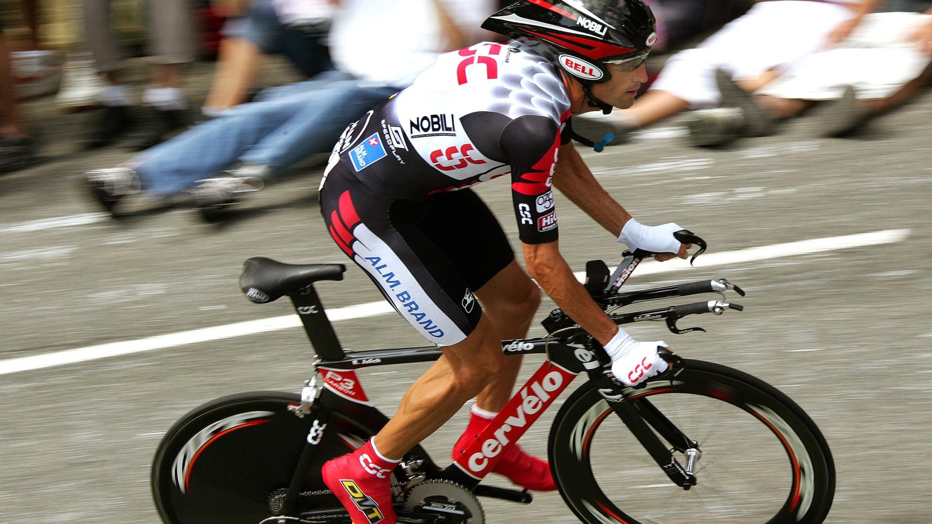 赛道与球场,哈登的街道狂飙与凯尔特人的逆转之夜